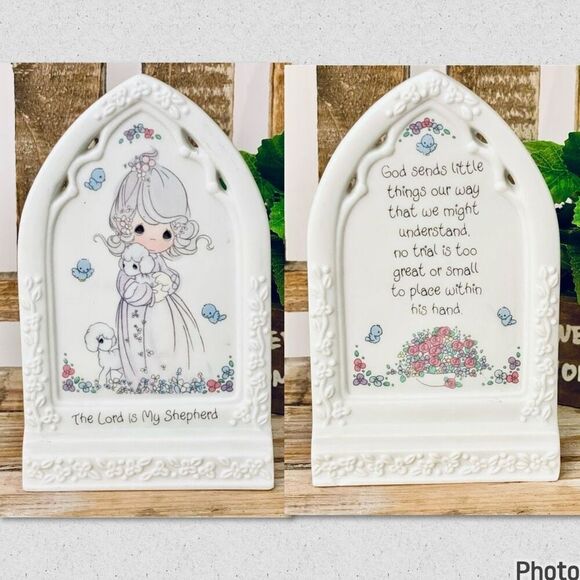 New Vintage Precious Moments THE LORD IS MY SHEPHERD 1993 Figurine Stand Prayer - Picture 1 of 12